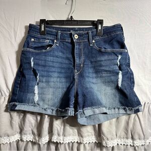 Signature high rise Jean shorts size 10 distressed 427